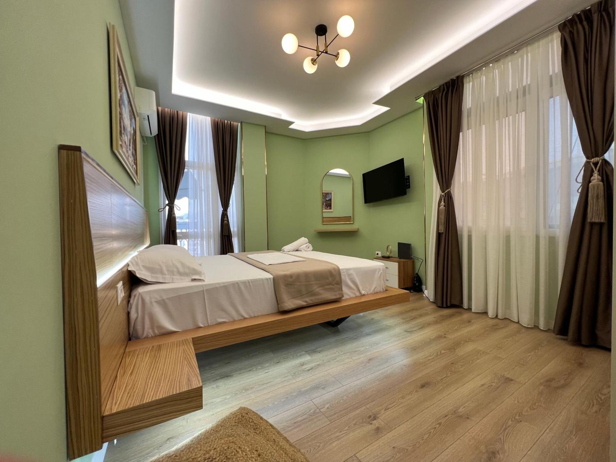 Spiranca Luxury Suites Tirana Zewnętrze zdjęcie